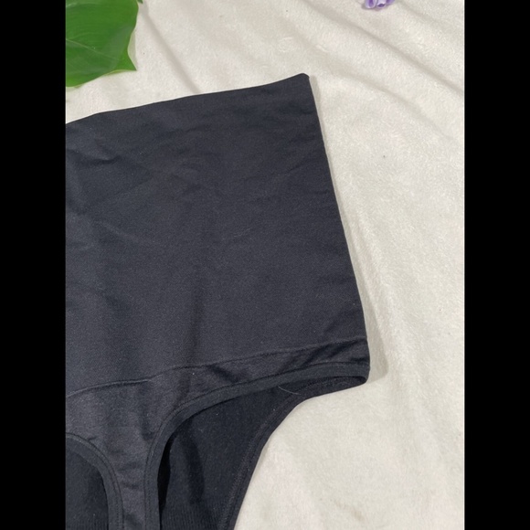 NWT $34 Yummie Shapewear Seamless High Waist‎ Thong in Black [SZ M/L ] #L913 - Picture 10 of 12